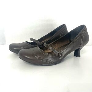 MUDD Y2K Mary Jane Pumps Women’s Sz 11 Brown Kitten Heels Retro Librarian Preppy